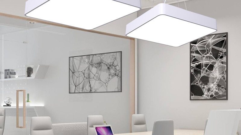 LED灯具散热材料选择指南：性能、耐候与成本的多维度考量